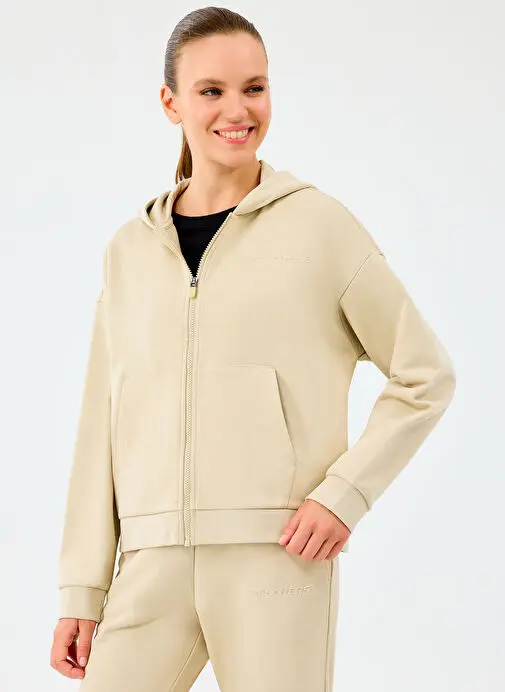 سویشرت زنانه اسکچرز مدل S2610016-1550 W Essential Full Zip با زیپ کامل و کلاه دار، گری، فیت معمولی