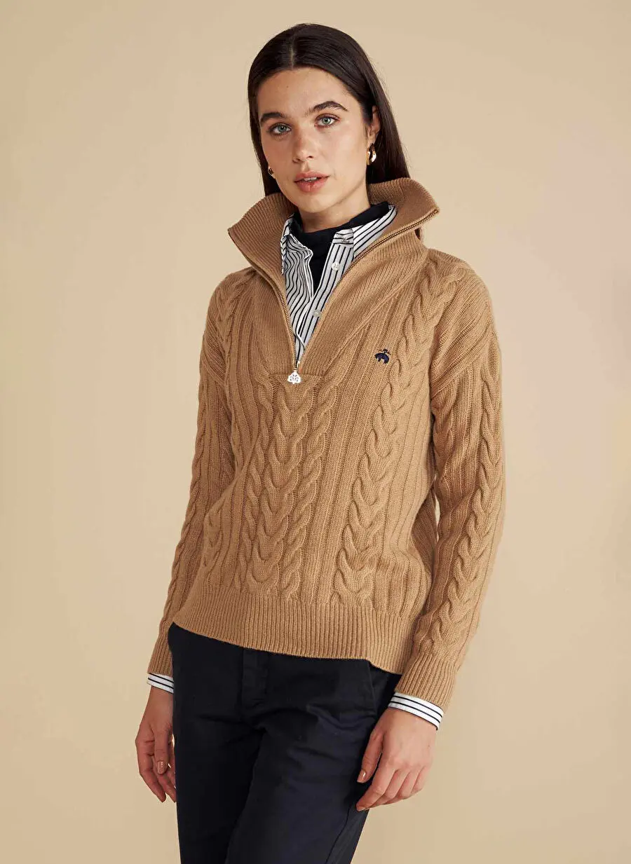 Brooks Brothers بافت زنانه کرم رنگ با یقه باتیو مدل استاندارد