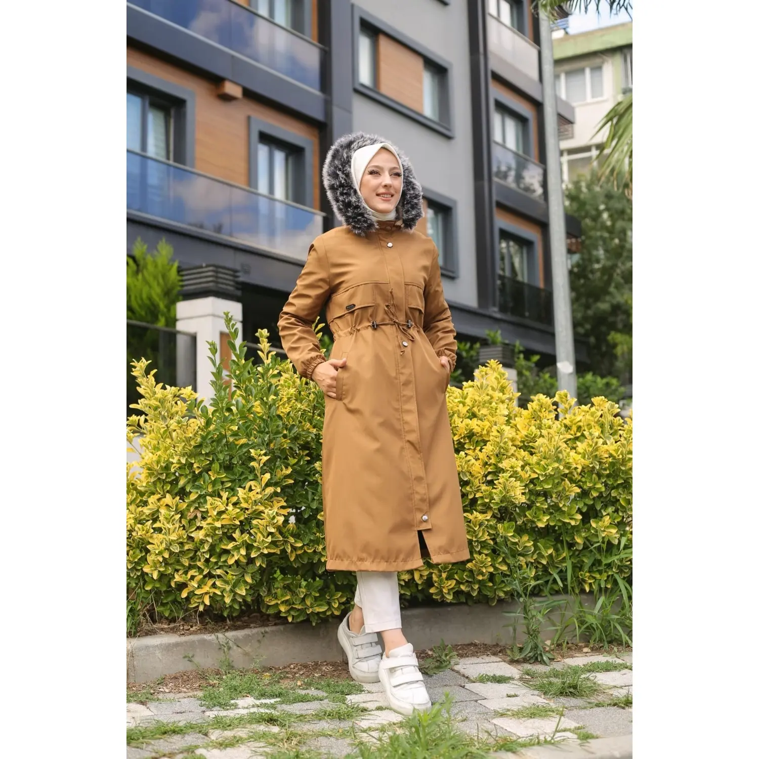 کت و کاپشن زمستانی زنانه Taba با آستر خز و ضد آب