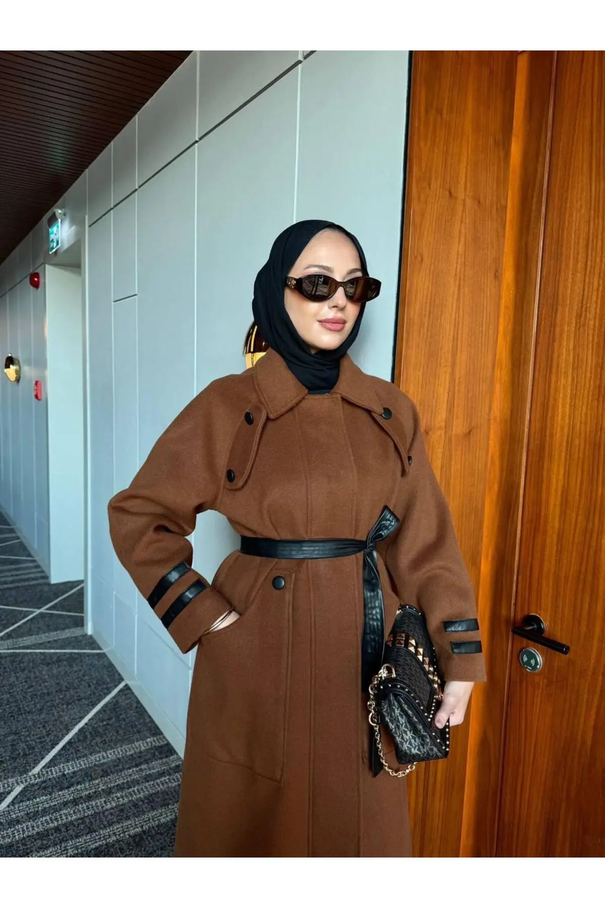 پالتوی زنانه طرح دار با یقه خمره ای و آستر
