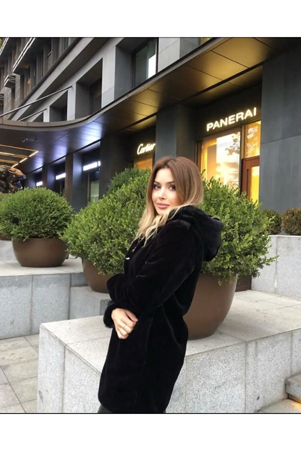 کاپشن پلوش خزدار کلاه‌دار