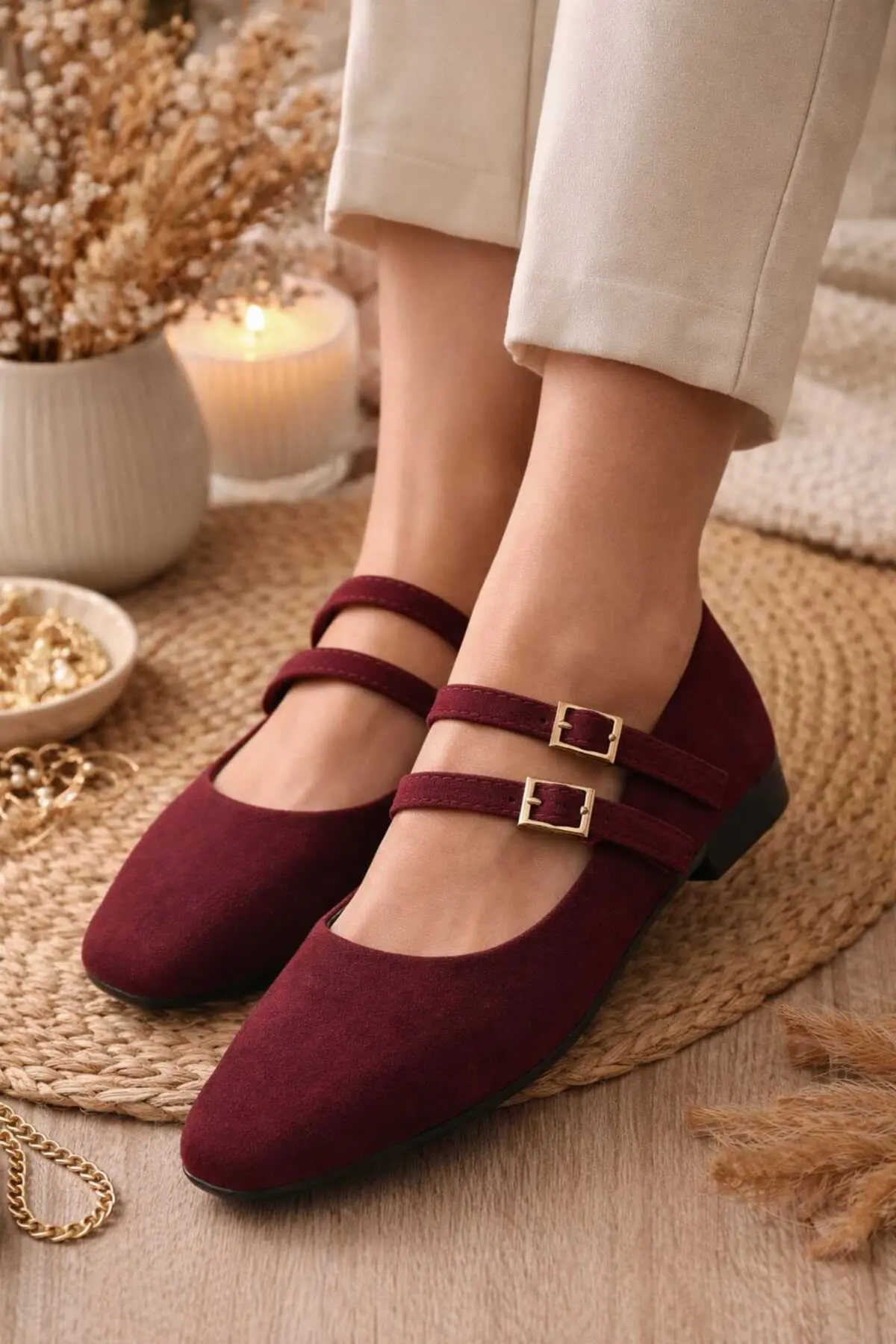 بابِت چرمی زنانه با کمربند و دو سگک دوبل