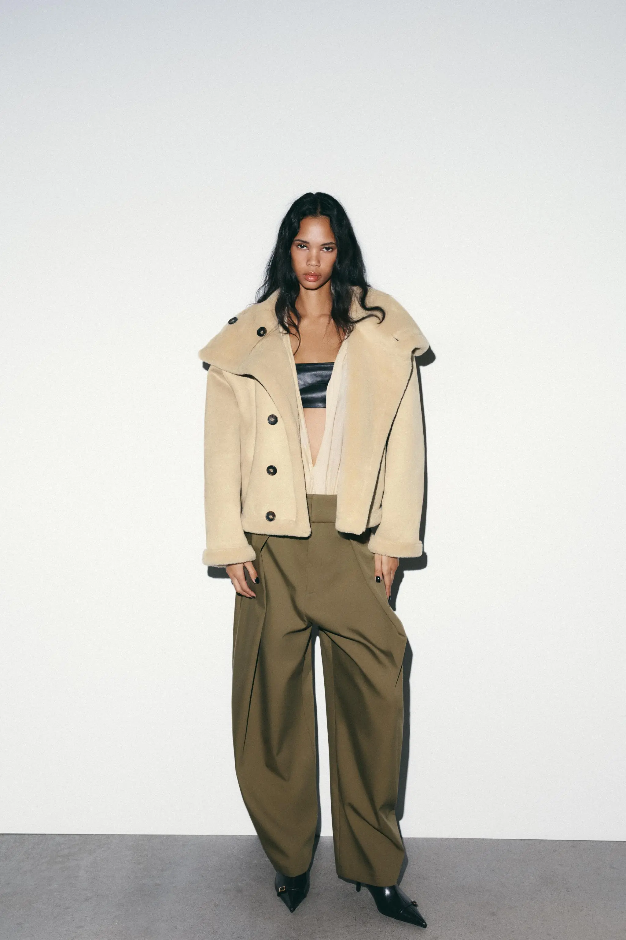 zara product image