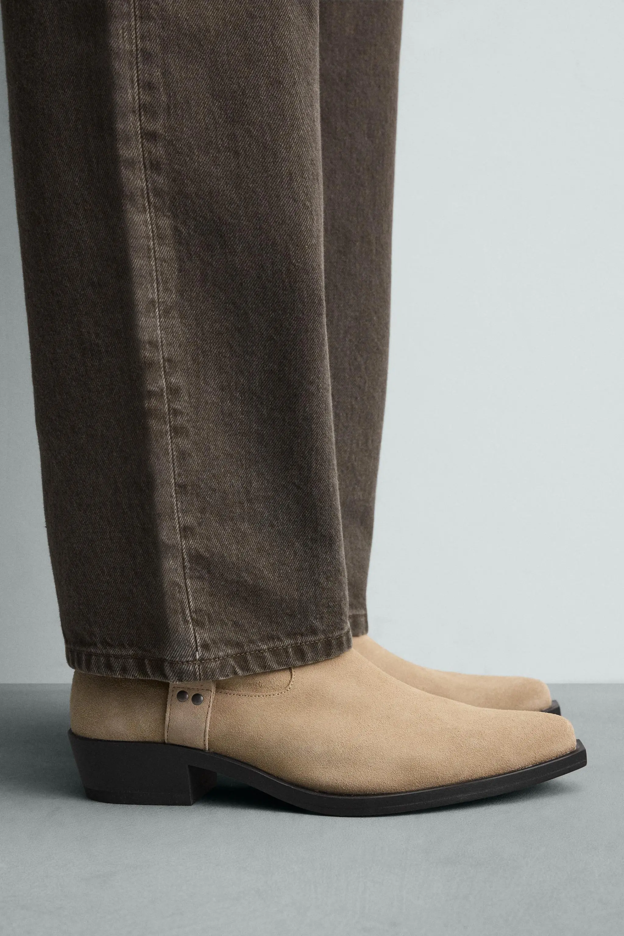 zara product image
