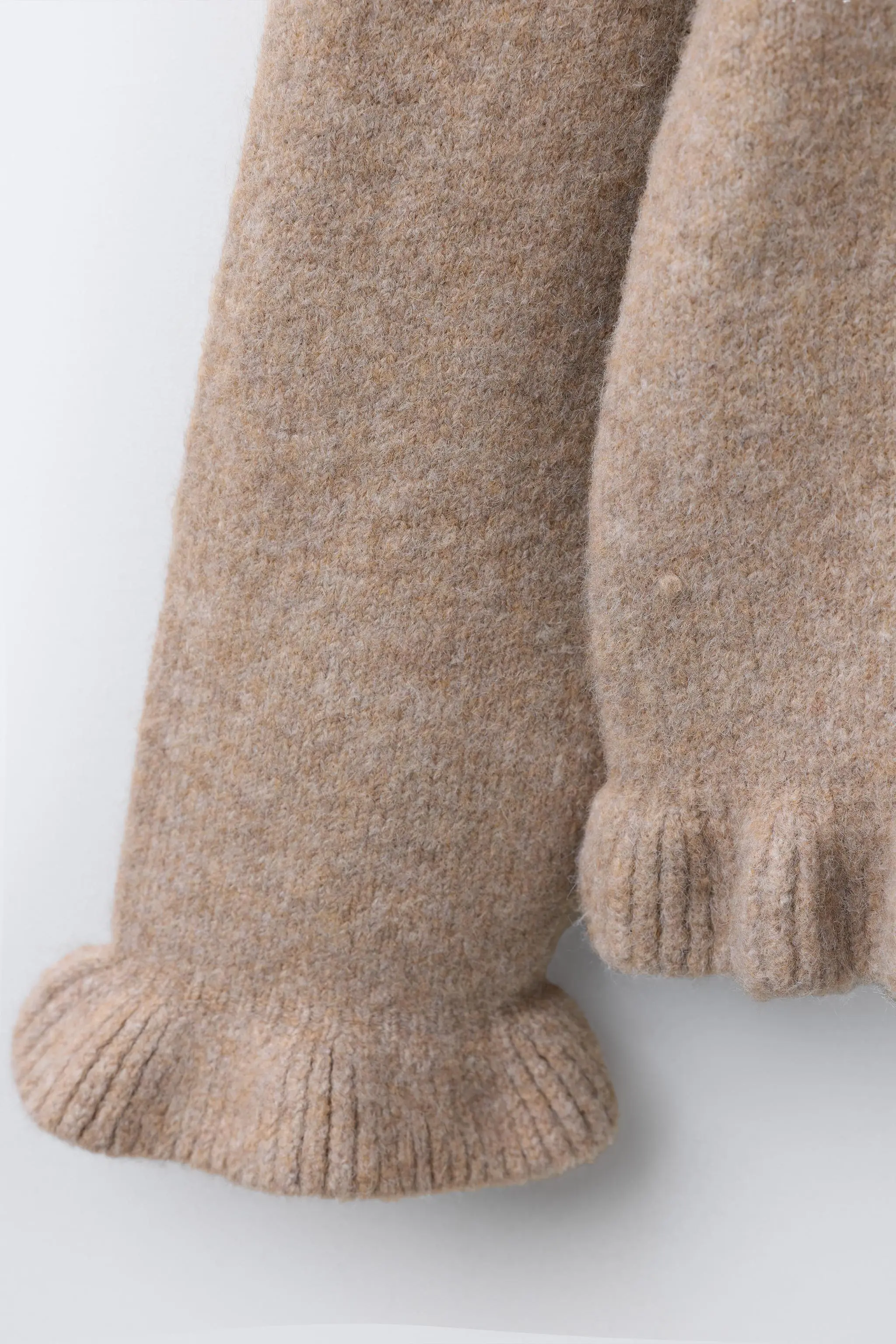 zara product image