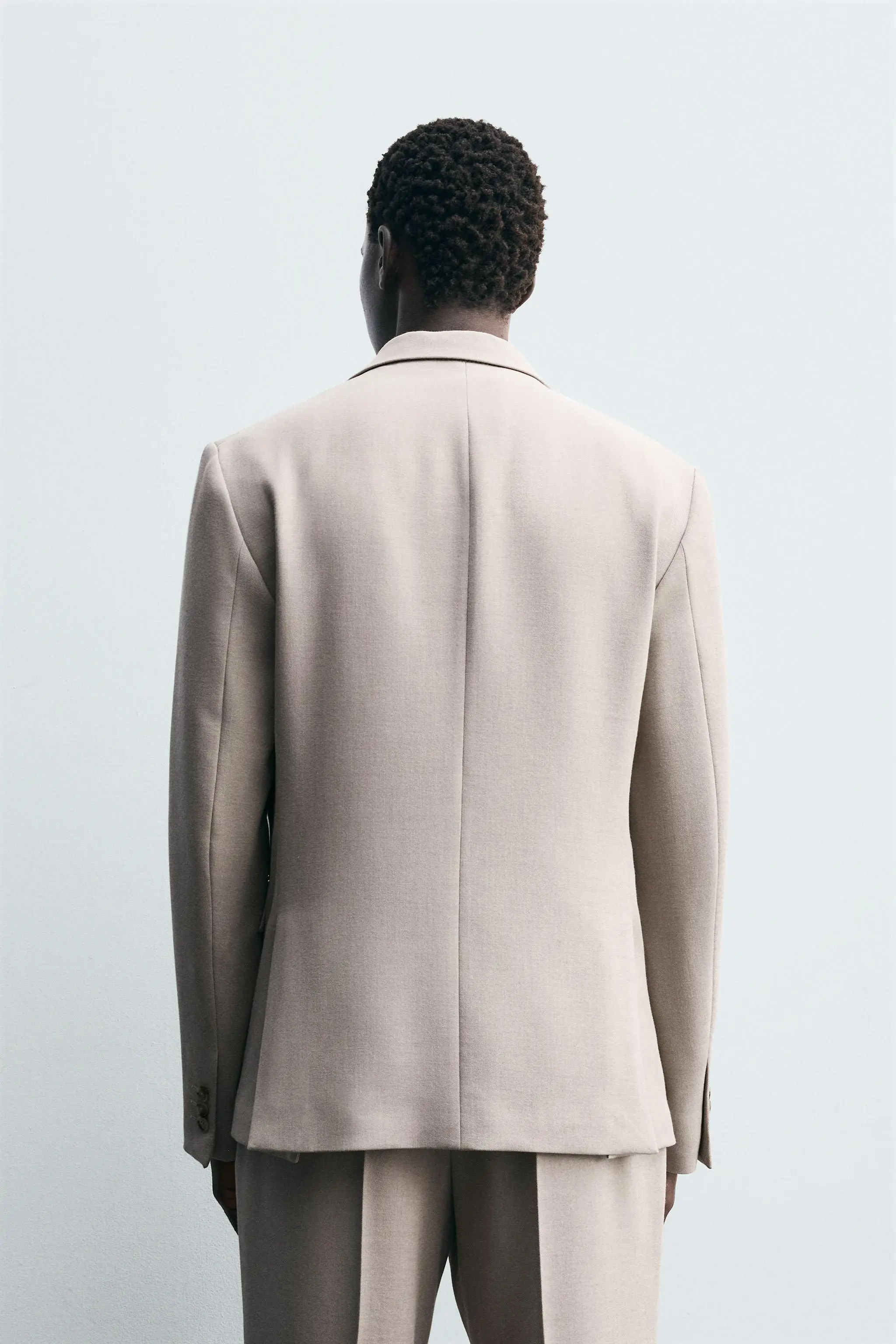 zara product image