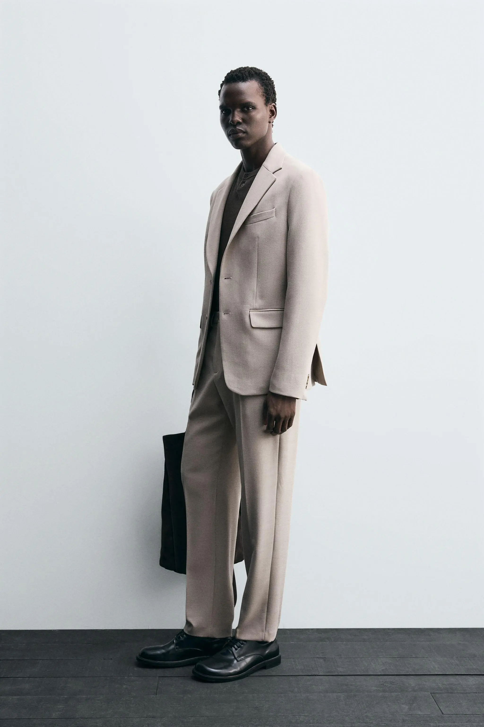 zara product image