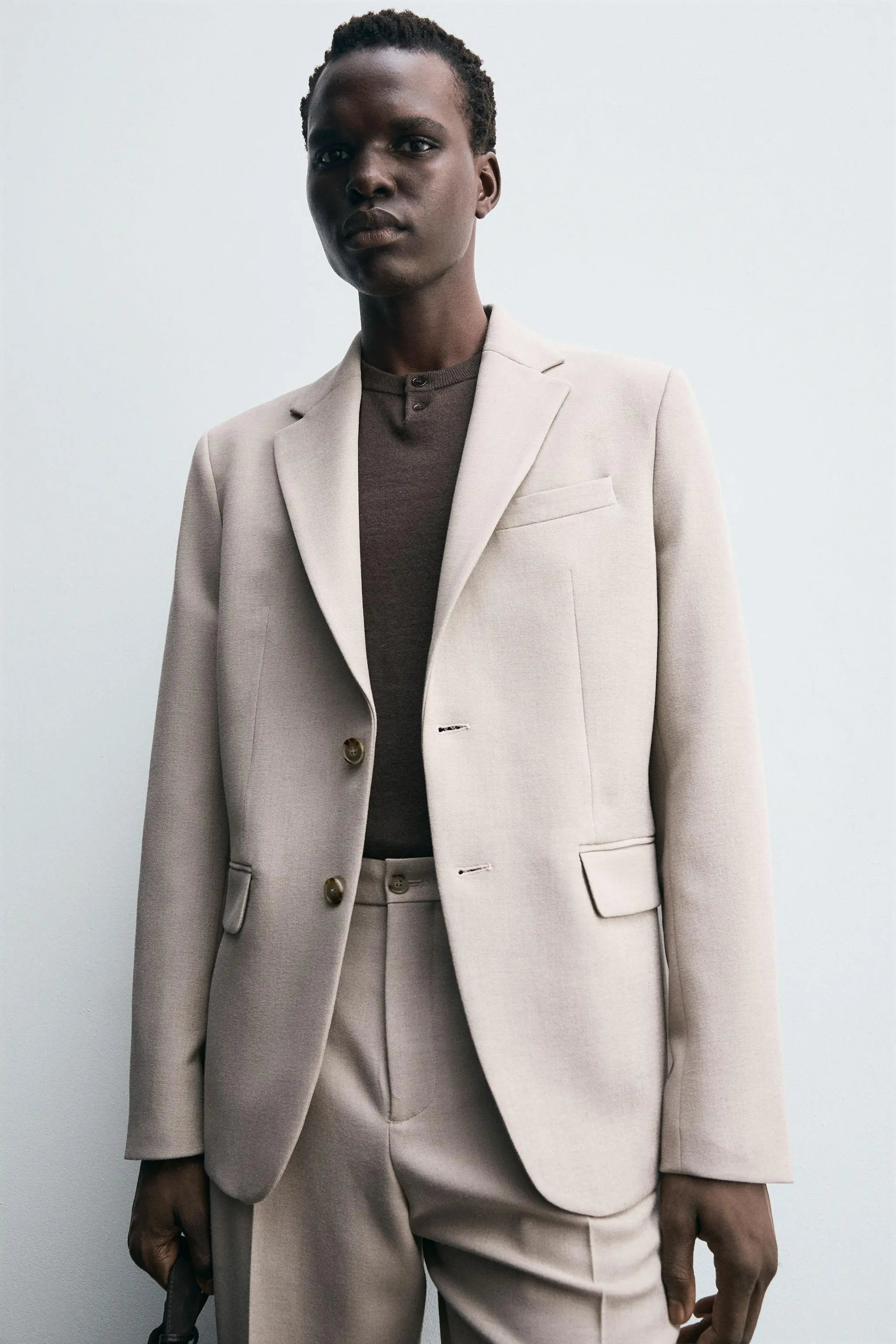 zara product image