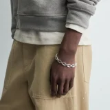 zara product image