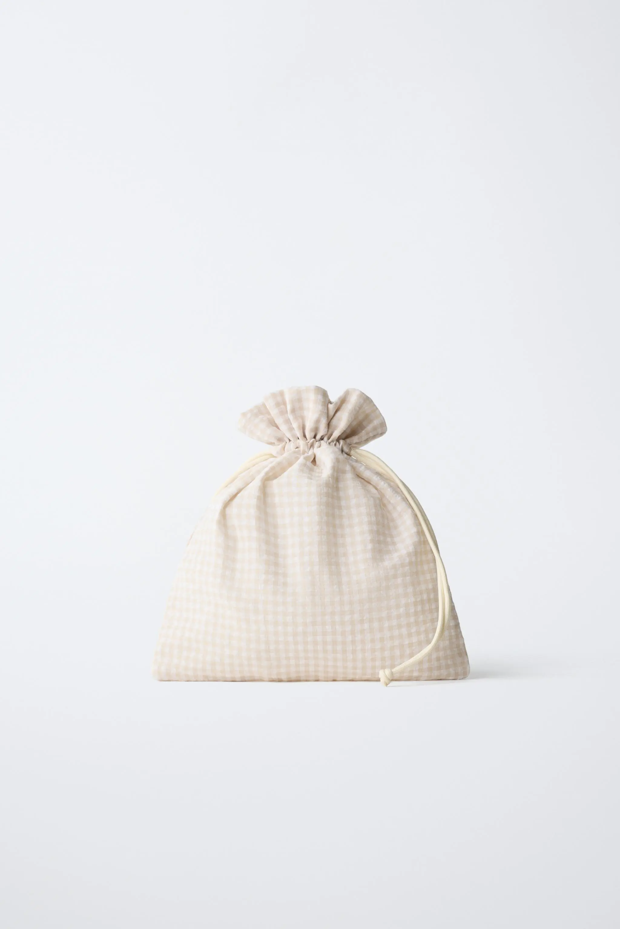 zara product image