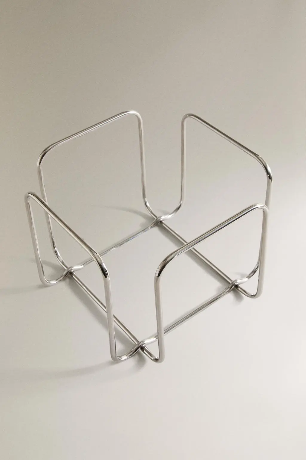 zara product image