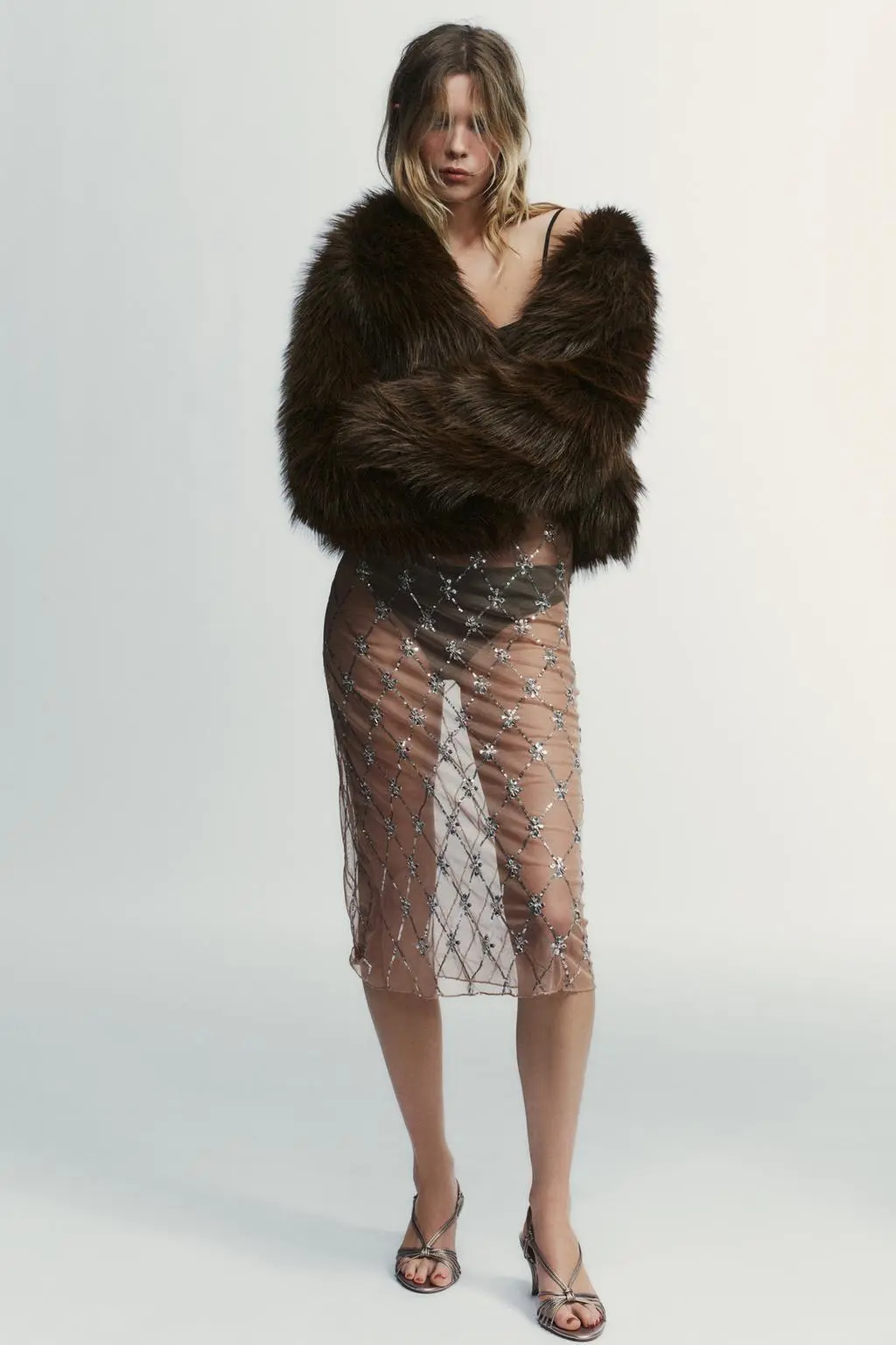 zara product image