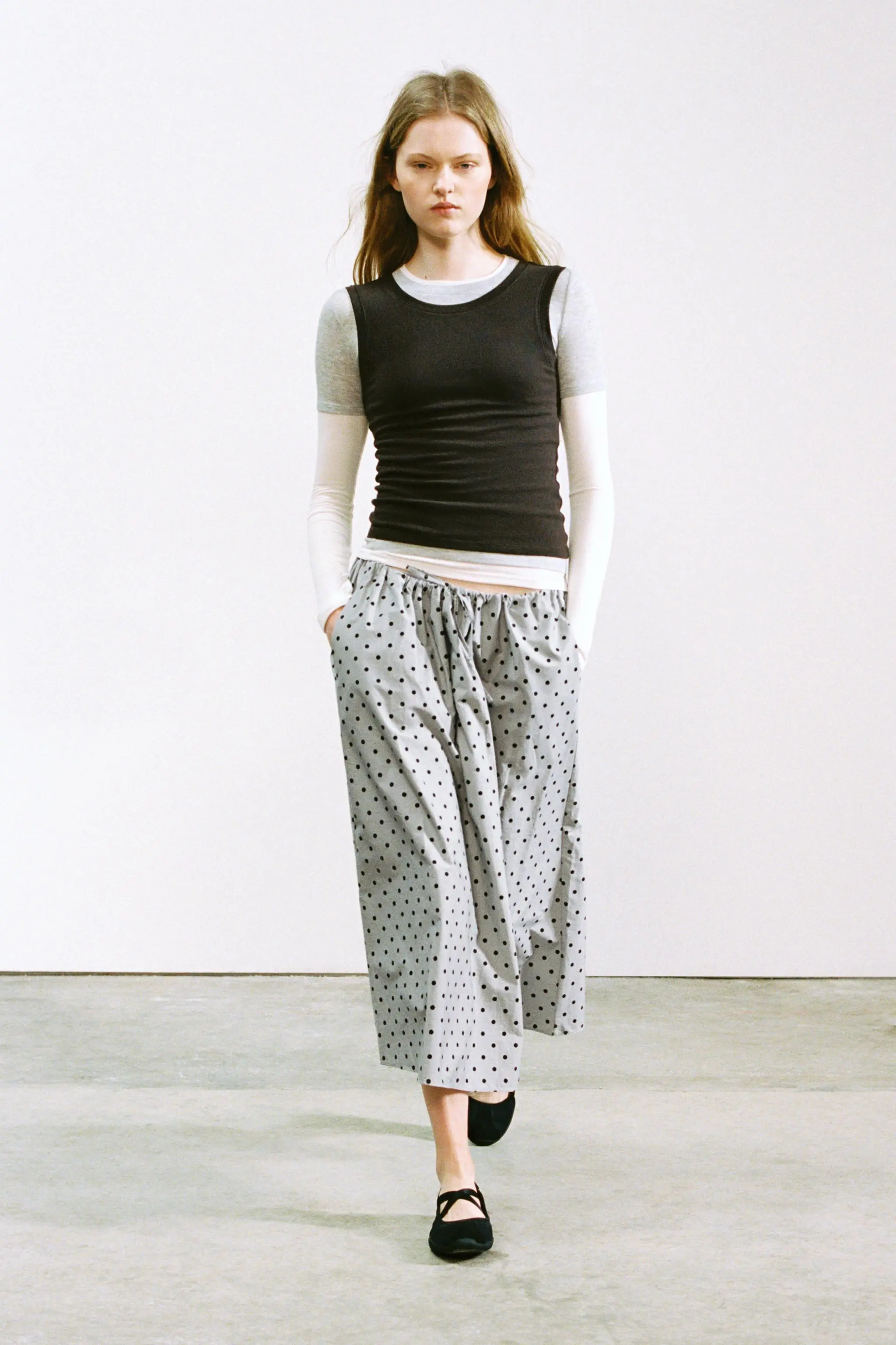 zara product image