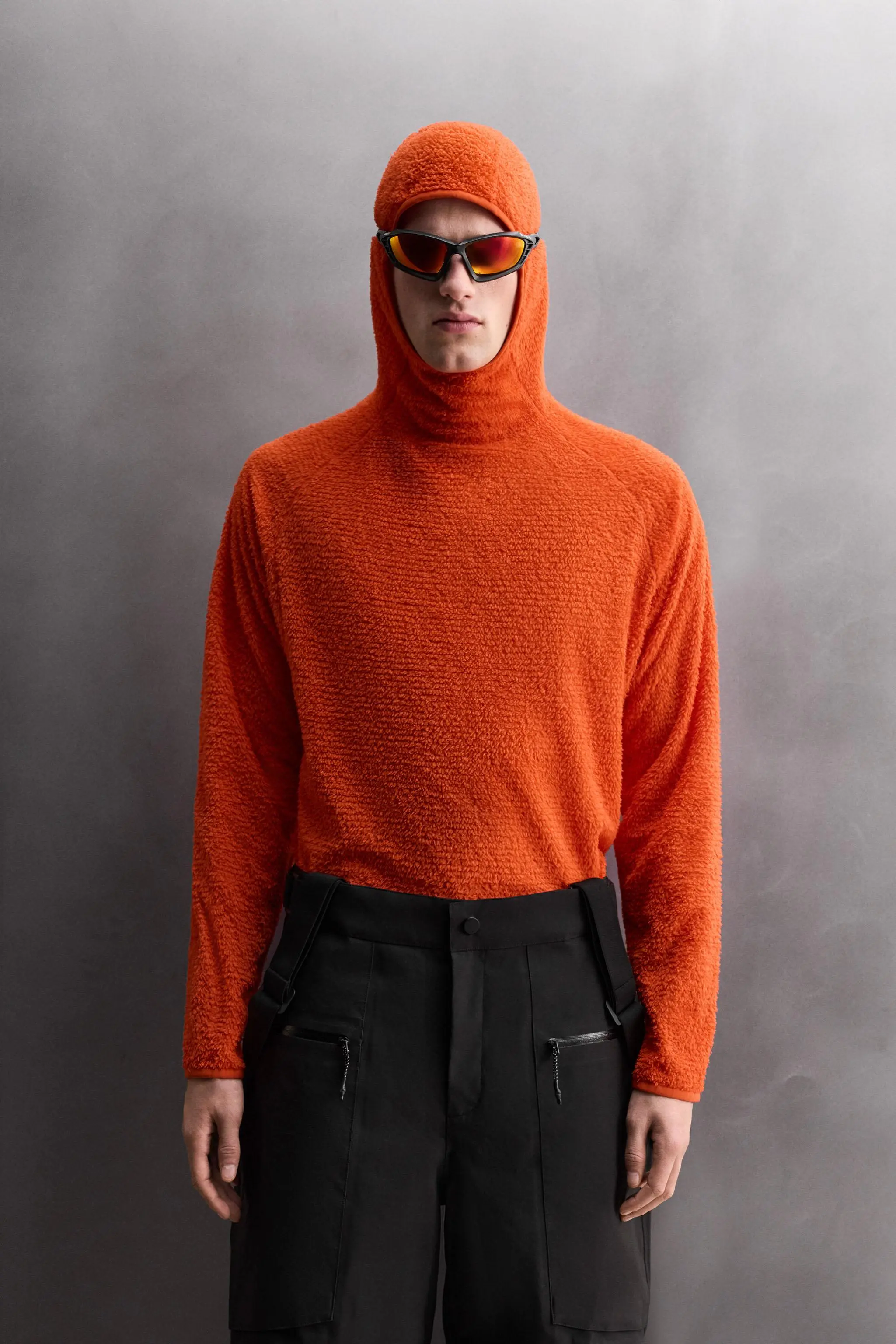 سویشرت پلار با بافت خز مصنوعی و هود دار Zara Athleticz