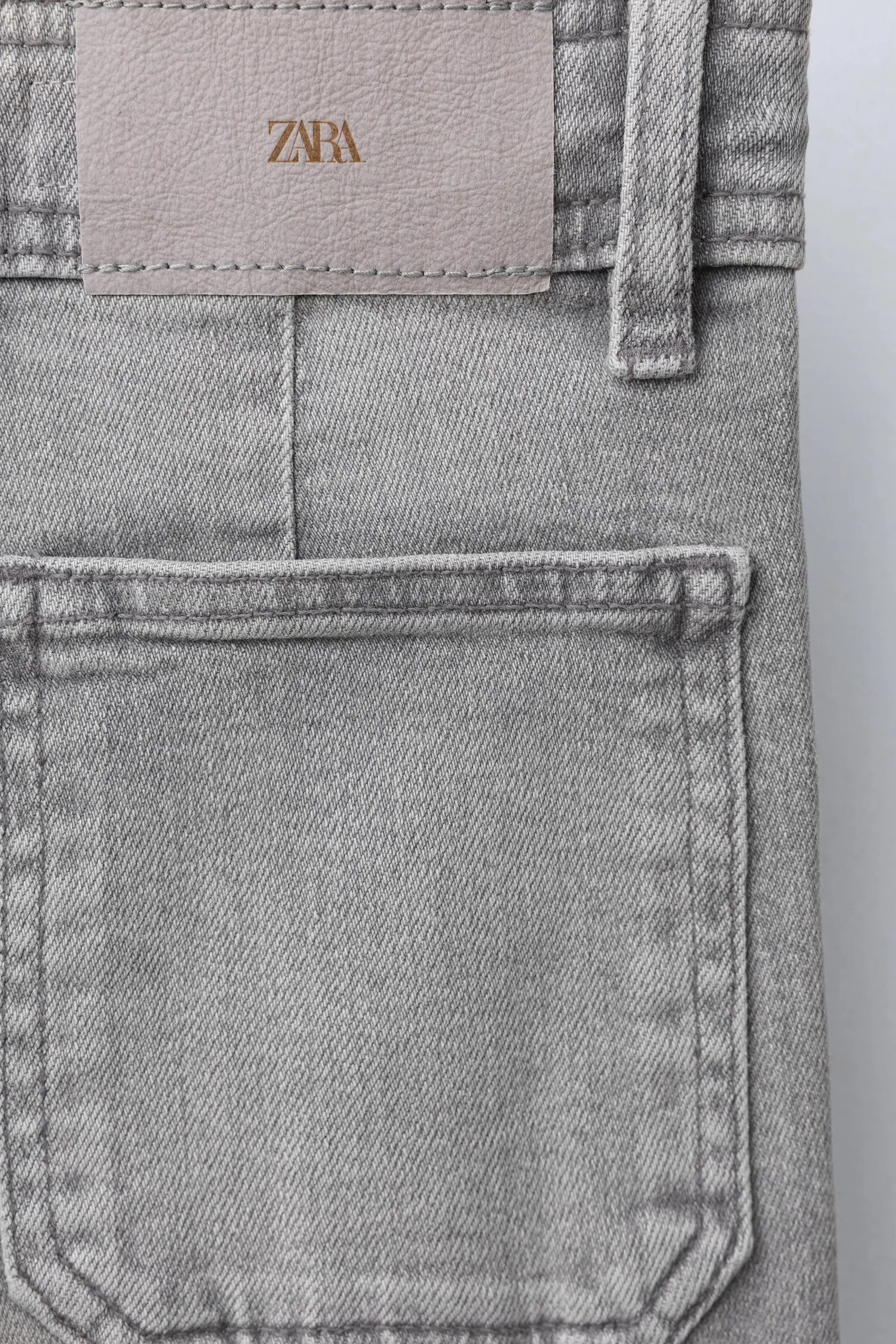 zara product image