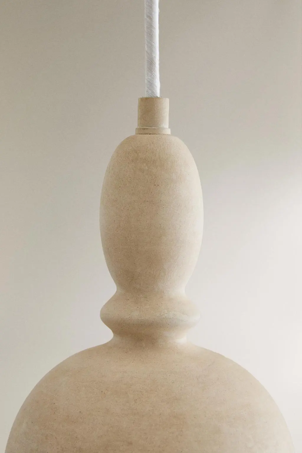 zara product image