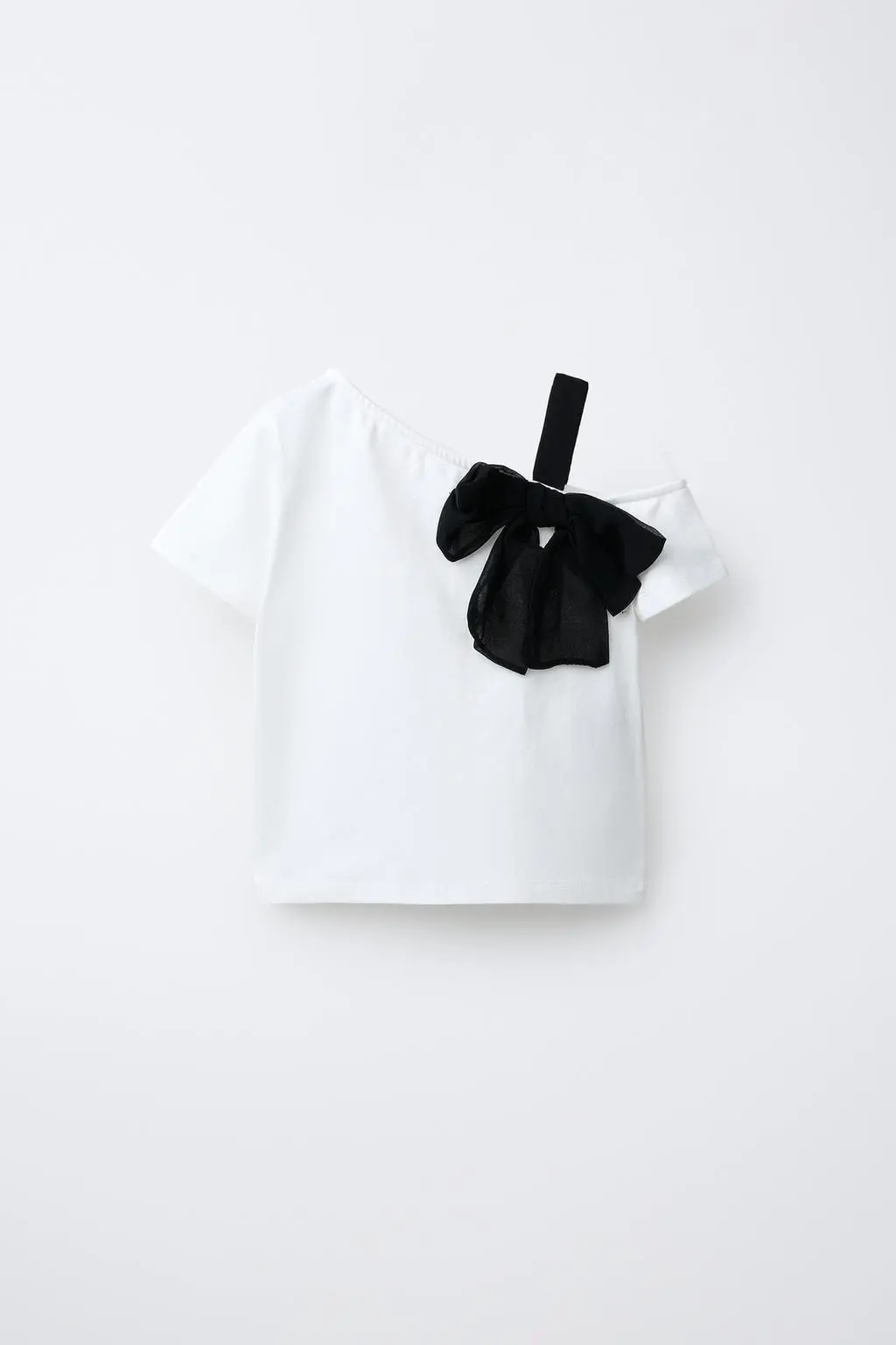 zara product image