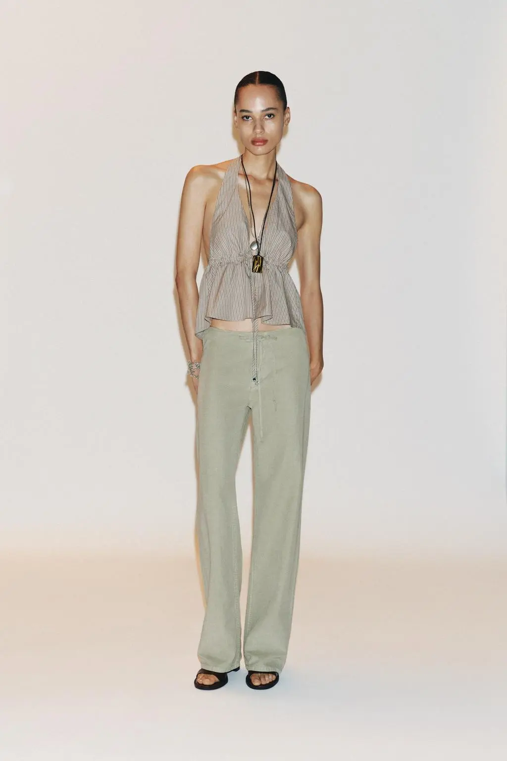 zara product image