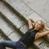 zara product image