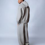 هودی زیپ‌دار با اثر نئوپرن-برشکا