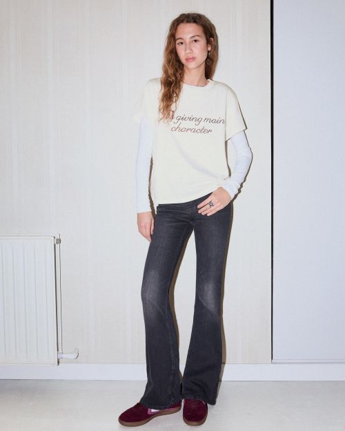 تی‌شرت آستین کوتاه با چاپ نگین‌دار-برشکا