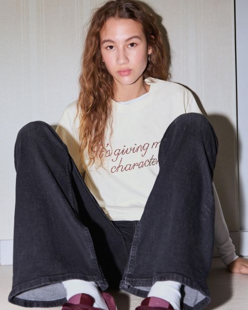 تی‌شرت آستین کوتاه با چاپ نگین‌دار-برشکا