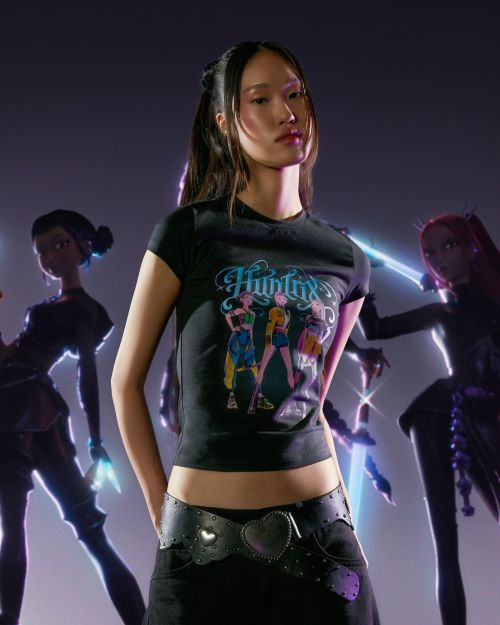 تی‌شرت چاپی آستین کوتاه شکارچیان شیطان کی‌پاپ Huntr/x-برشکا