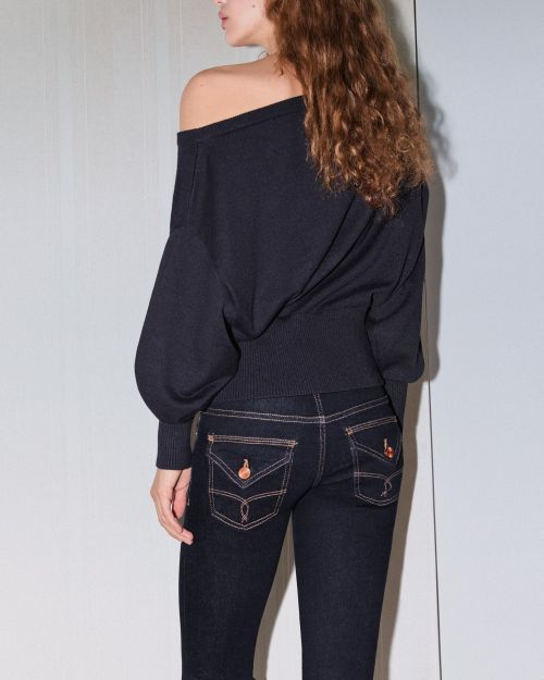 شلوار جین بوت‌کات با فلپ‌ها-برشکا