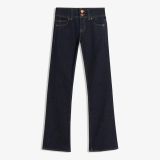 شلوار جین بوت‌کات با فلپ‌ها-برشکا