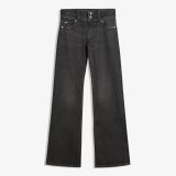 شلوار جین بوت‌کات با فلپ‌ها-برشکا