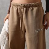 شلوارهای جیر نرم گلدوزی شده-برشکا