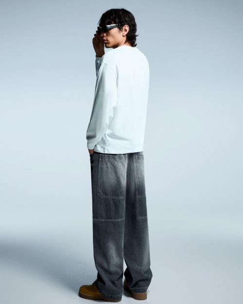 شلوار جین بسیار گشاد-برشکا