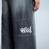 شلوار جین بسیار گشاد-برشکا