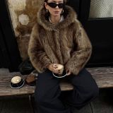 ژاکت خز مصنوعی با کلاه-برشکا