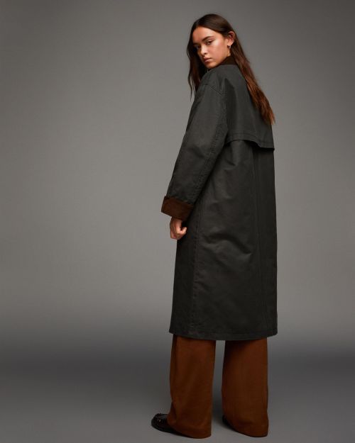 پالتوی با جلوه واکس و یقه متضاد-برشکا