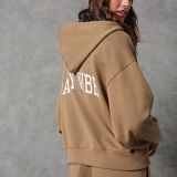 هودی زیپ‌دار گلدوزی شده-برشکا