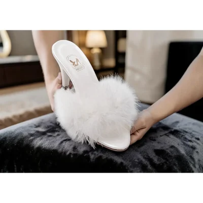صندل مجلسی باز با تزیینات نگین، پر و بند – مناسب جهیزیه، نامزدی و حنا Hauks Shoes