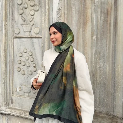 شال زنانه طرح دار بامبو کراش تو دوربان Mira Ipek
