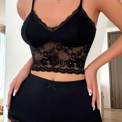ست شبانه زنانه مشکی با شورت و جزئیات توری Rose Alexandra