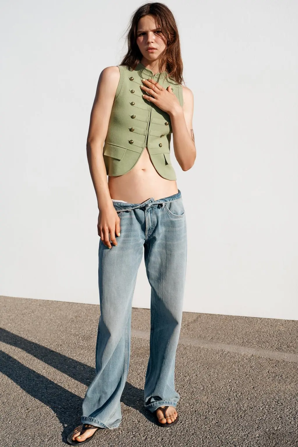 zara product image