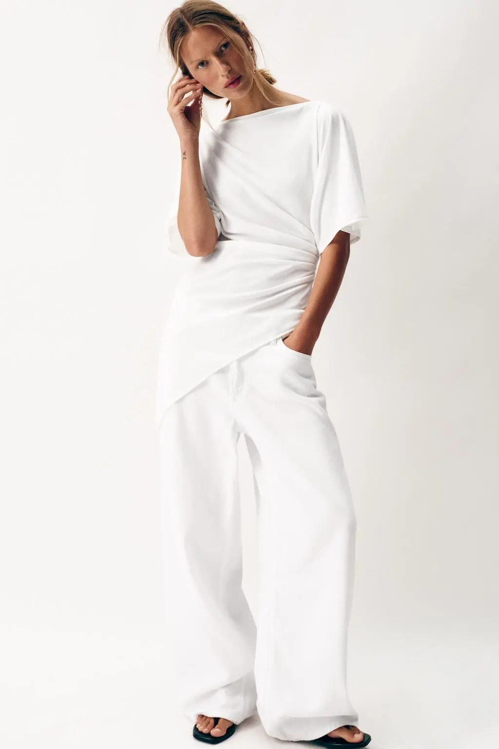 zara product image