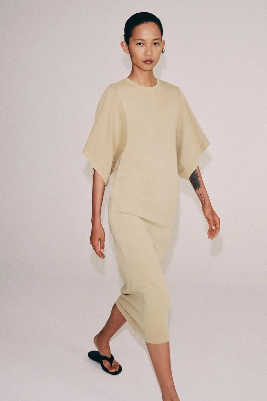 zara product image