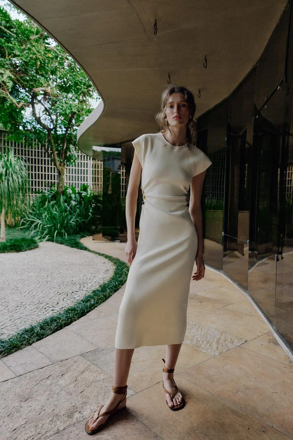 zara product image