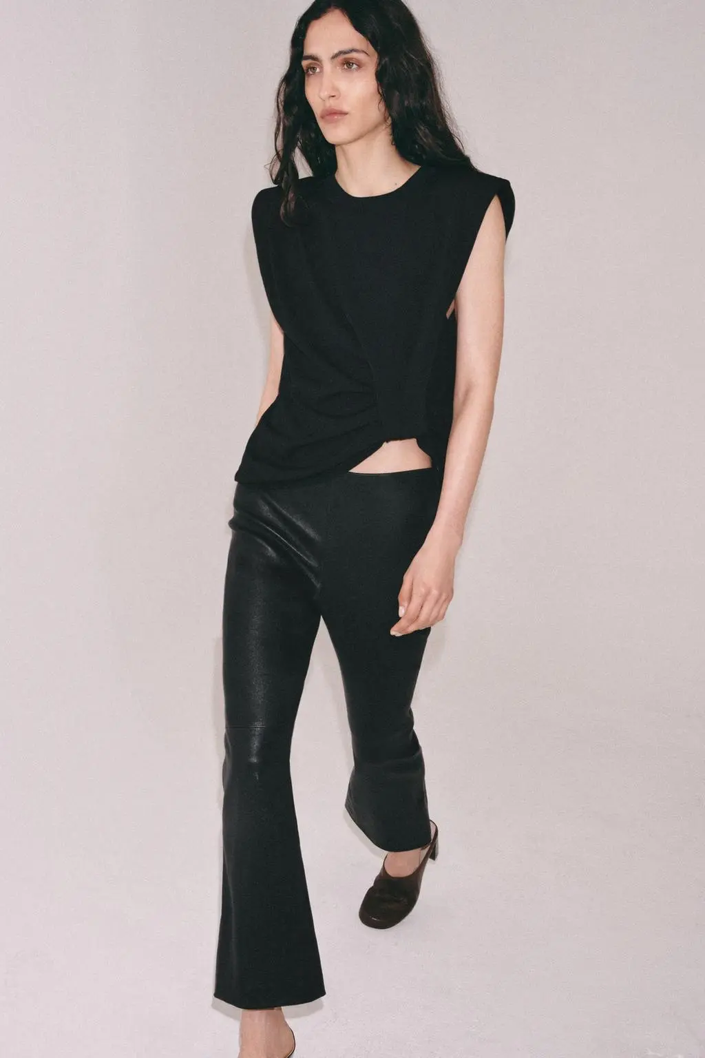 zara product image