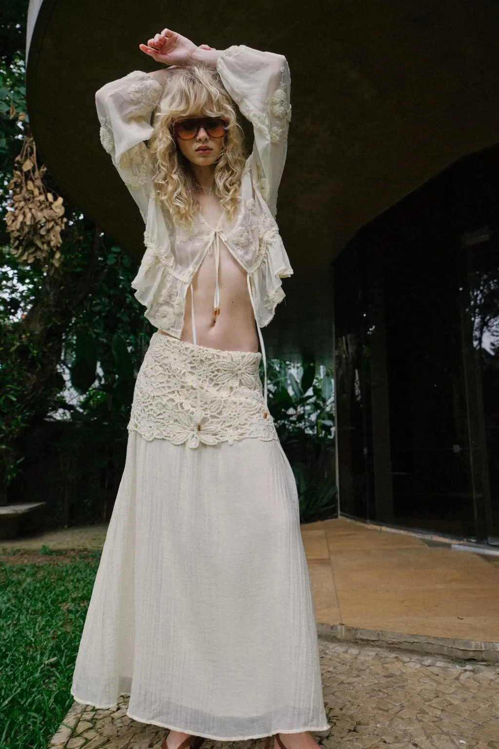 zara product image