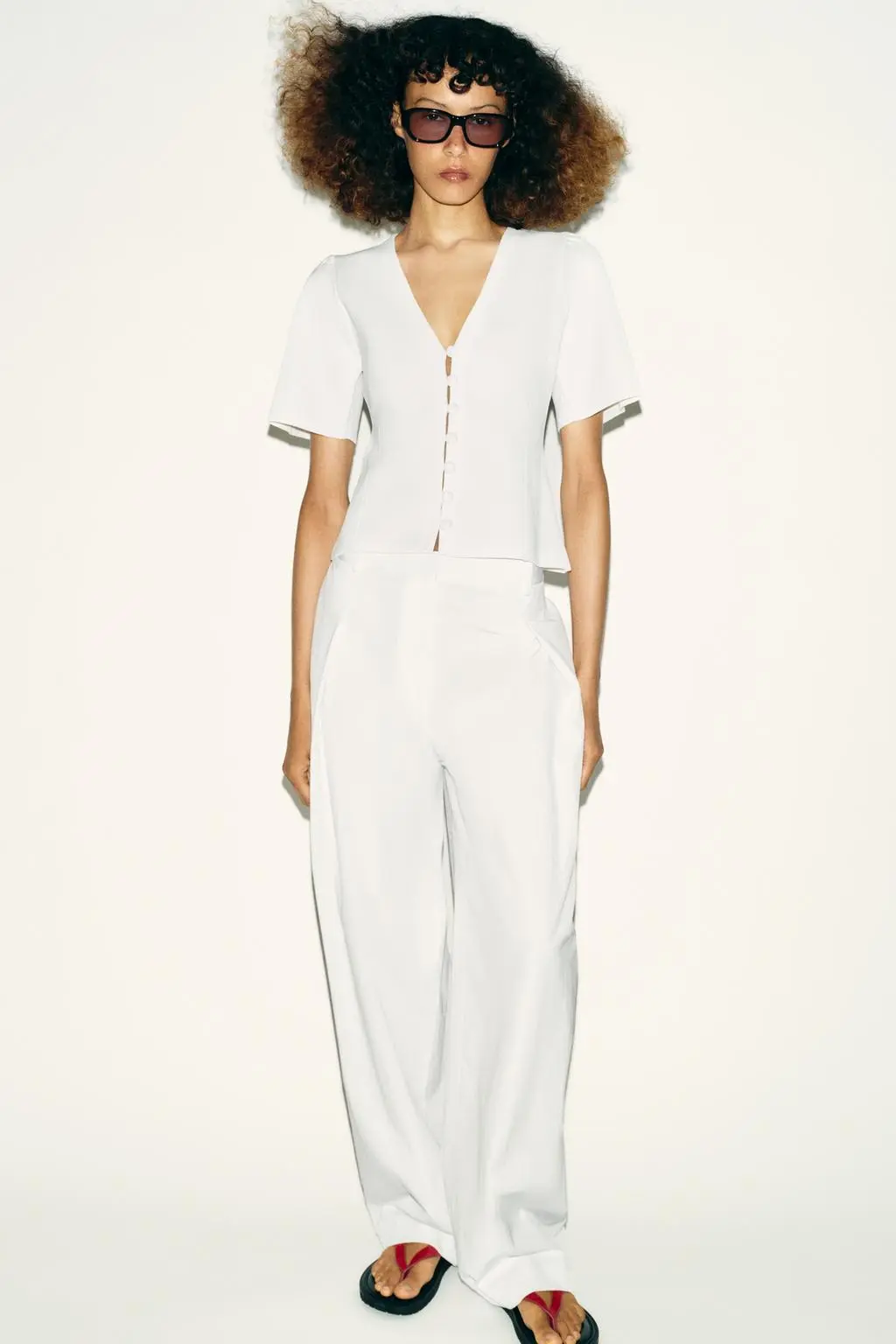 zara product image