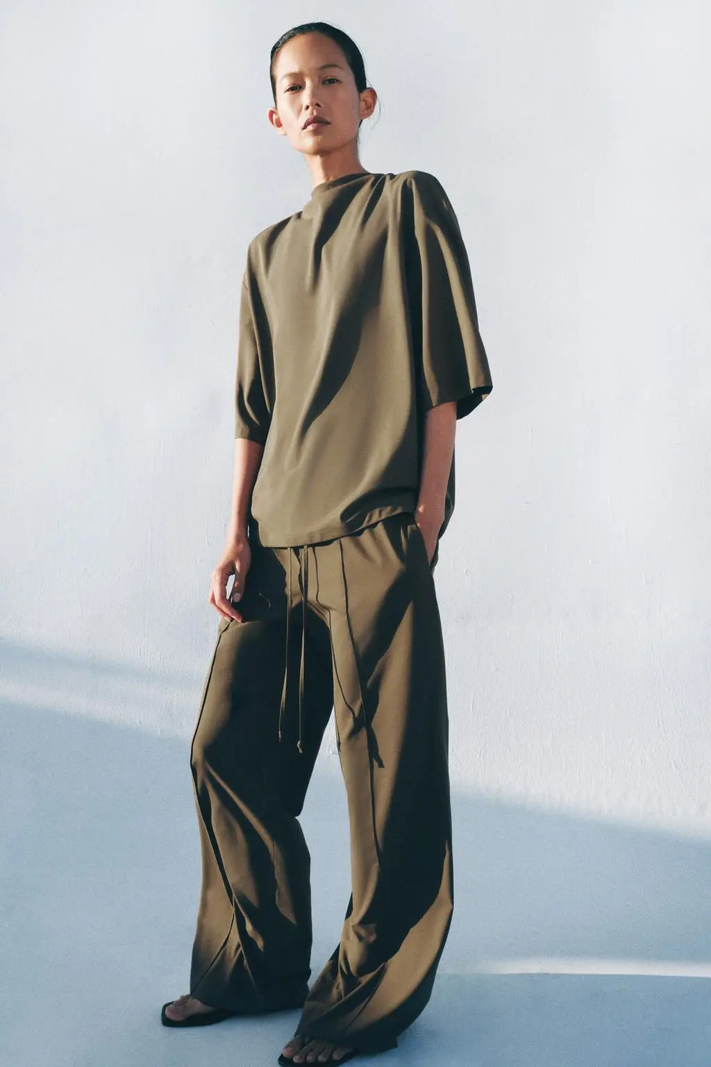 zara product image
