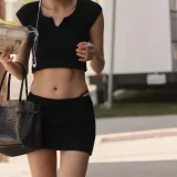 zara product image