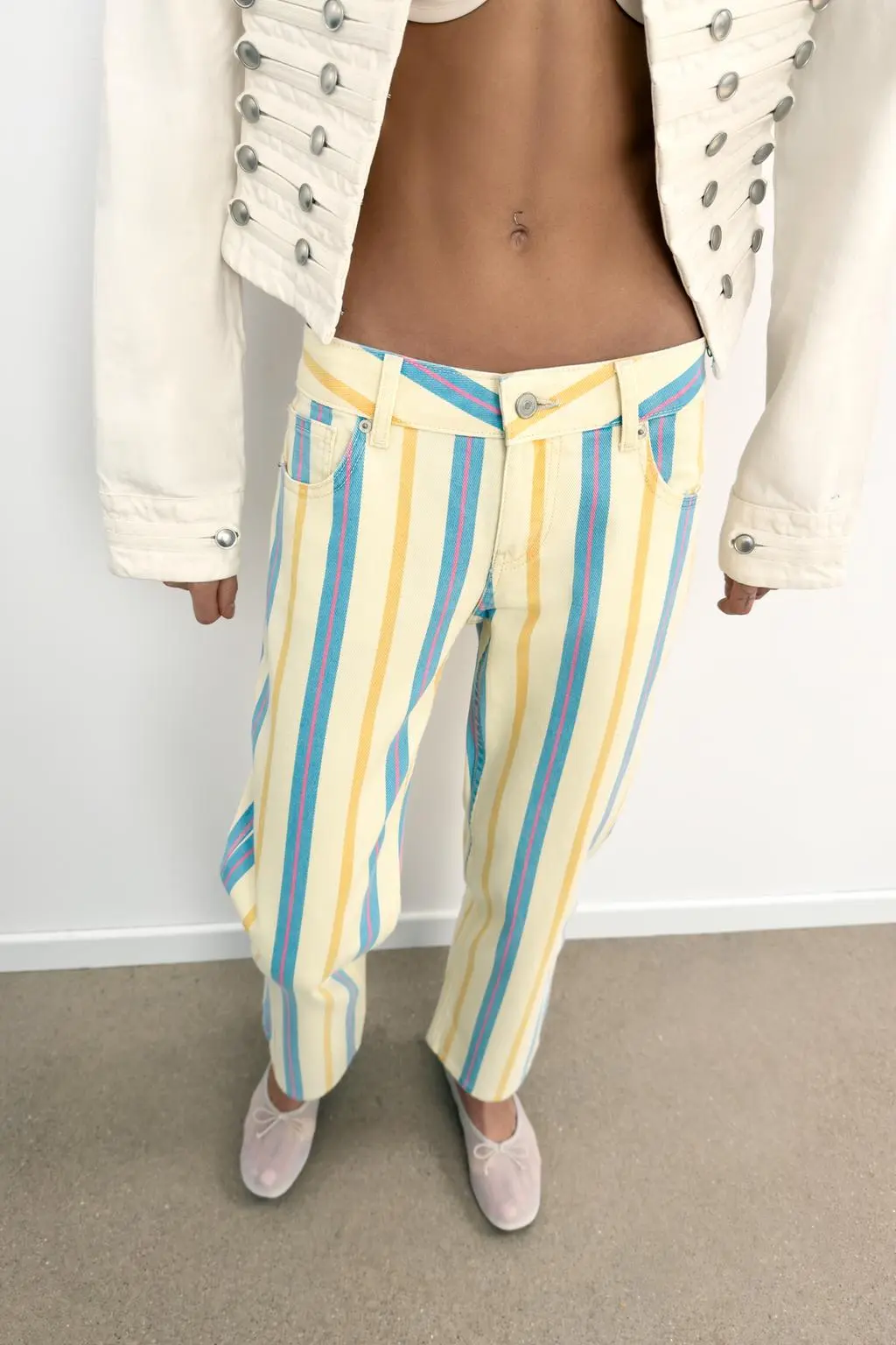 zara product image