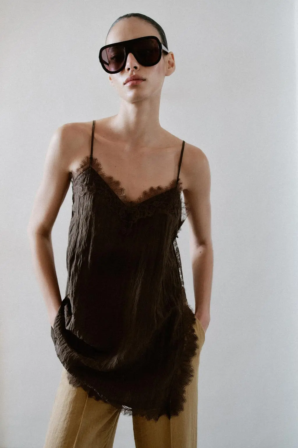zara product image